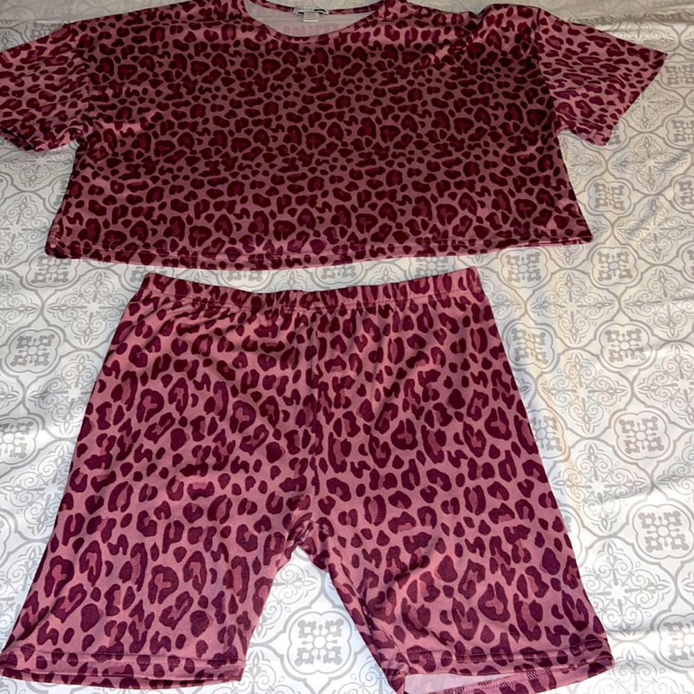 Two piece set size XL